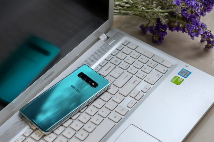 Apa itu HP Flagship? Ini Maksud dan Bedanya Dengan HP Biasa HP Flagship Terbaru dengan Fitur Super Canggih