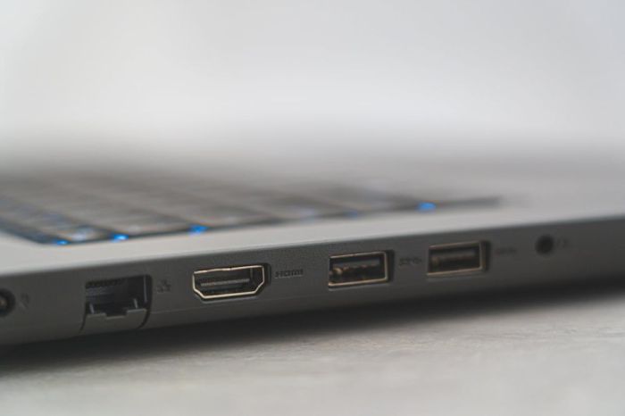 Gadget dengan Port USB-C dan Thunderbolt