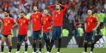 Legenda Barcelona Terlibat Insider Trading, Dikenakan Denda Besar