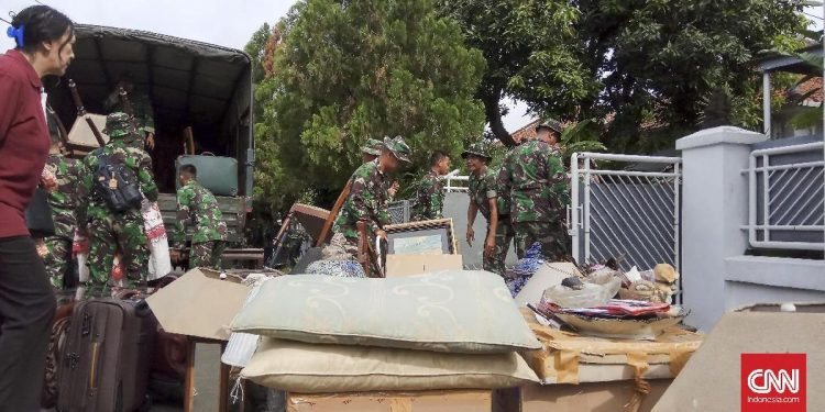 Gusuran 12 Rumah Dinas Dihuni Anak Purnawirawan oleh Mabes TNI