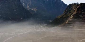Saat Presiden RI dan Dunia Tertipu oleh Gunung Emas