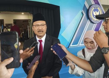 Mensos Kunjungi KPK Terkait Isu Polemik Sepatu Sekolah Rakyat Besok