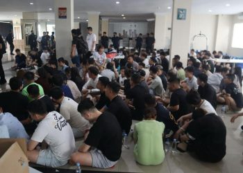 Ratusan WNA Ditangkap di Batam Terkait Penipuan Online