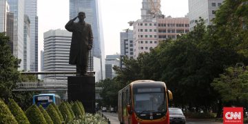 Pramono Pastikan Patung Jenderal Sudirman Tetap di Tempatnya