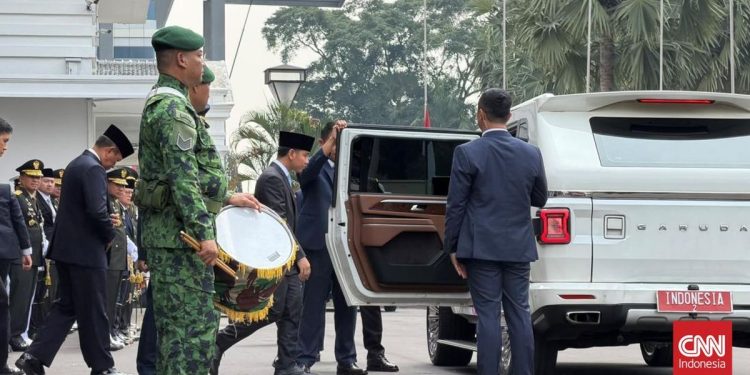 Persemayaman Ryamizard di Kemhan Dihadiri Gibran