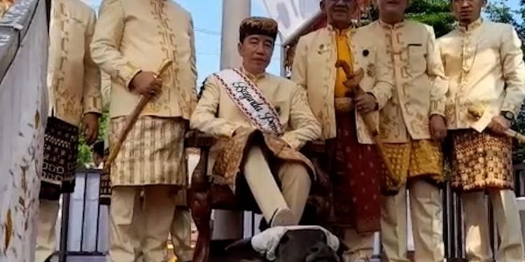 Bukan Pak Jokowi yang Membuatnya