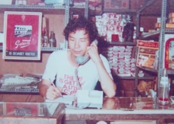 Dulu Jaga Warung di Petojo, Kini Kaya Raya dengan 23000 Toko