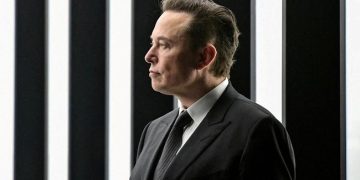 Investor Jauhi Saham Elon Musk, Bisnis Tesla dan SpaceX Terancam?
