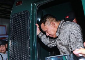 Keluarga Febrie Adriansyah Kunjungi Rutan dan KPK Memberi Penjelasan