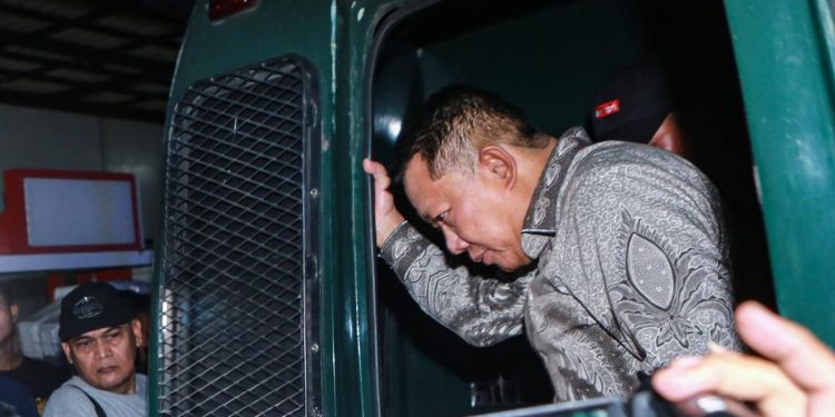 Keluarga Febrie Adriansyah Kunjungi Rutan dan KPK Memberi Penjelasan