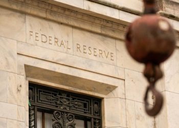 Perang AI Tingkatkan Inflasi Menurut The Fed, Apakah Suku Bunga Akan Naik?