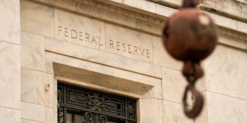 Perang AI Tingkatkan Inflasi Menurut The Fed, Apakah Suku Bunga Akan Naik?