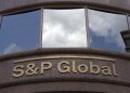 S&P Ramal Nilai Tukar Rupiah Rp 17700 per Dolar AS untuk Pemegang Dolar