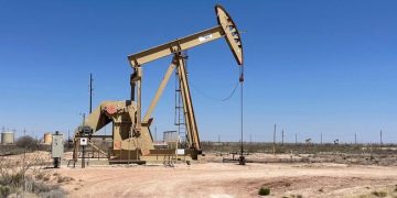 Harga Minyak Naik ke US$72,48, Tantangan dari Pasokan yang Mengancam