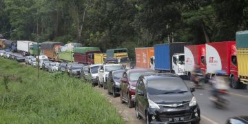 Macet Panjang Dua Pekan di Jalintim Sumatra Palembang Jambi