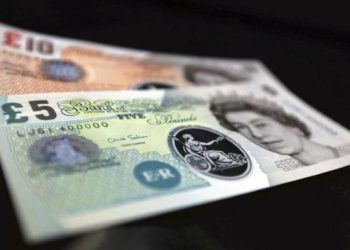 Fenomena Baru di Inggris, Bank Beralih dari Aset Berisiko ke Uang Tunai