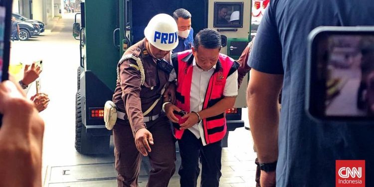 Diperiksa 10 Jam, Febrie Adriansyah Dites 50 Pertanyaan Kasus TPPU