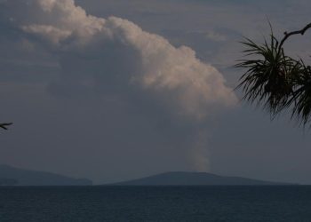 Tinggi Gunung Anak Krakatau Pasca 2018 Belum Menyebabkan Tsunami