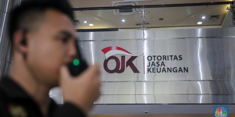 Nasabah Dapat Pinjaman Banyak, OJK Ingatkan Hal Ini