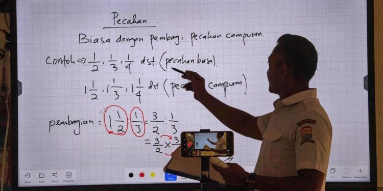 Darurat Asap Karhutla, Sekolah di Sumut PJJ Hingga 21 Oktober